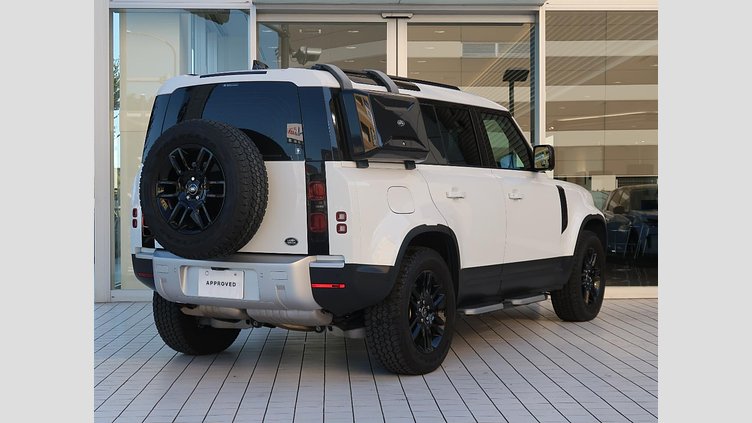 2022 認定中古車 Land Rover Defender 110 Fuji White ディーゼル １１０Ｓ Ｄ３００ コイルサスペンション装着車