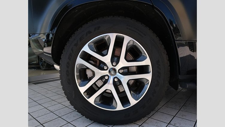 2023 認定中古車 Land Rover Defender 110 Santorini Black ディーゼル １１０イースナーエディション