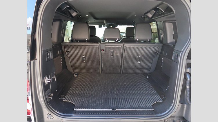 2023 認定中古車 Land Rover Defender 110 Santorini Black ディーゼル １１０イースナーエディション