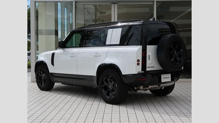 2025 認定中古車 Land Rover Defender 110 Fuji White ディーゼル １１０Ｘ－ダイナミックＳＥ Ｄ３００ エアサスペンション装着車