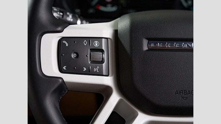 2024 認定中古車 Land Rover Defender 110 Carpathian Grey ディーゼル ＸダイナミックＨＳＥ