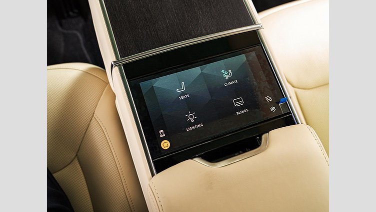 2024 認定中古車 Land Rover Range Rover Hakuba Silver ディーゼル オートバイオグラフィー　スタンダードホイールベース