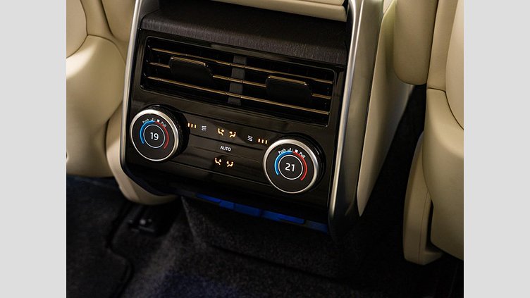 2024 認定中古車 Land Rover Range Rover Hakuba Silver ディーゼル オートバイオグラフィー　スタンダードホイールベース