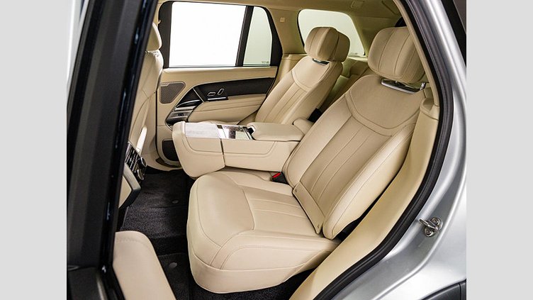 2024 認定中古車 Land Rover Range Rover Hakuba Silver ディーゼル オートバイオグラフィー　スタンダードホイールベース