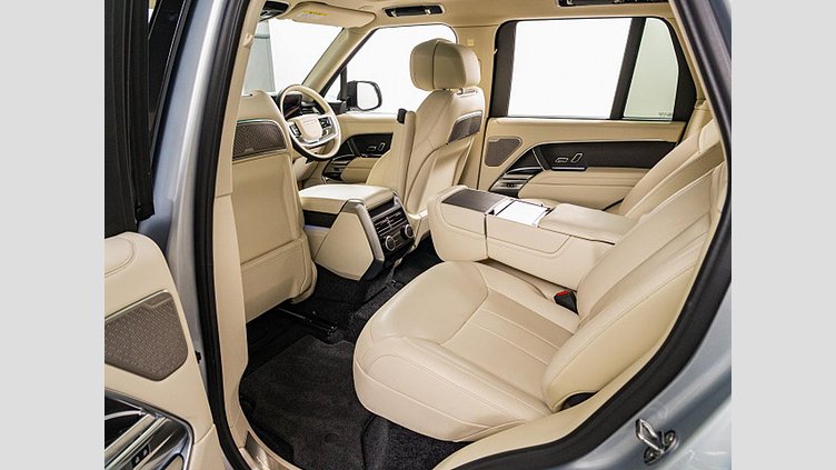 2024 認定中古車 Land Rover Range Rover Hakuba Silver ディーゼル オートバイオグラフィー　スタンダードホイールベース