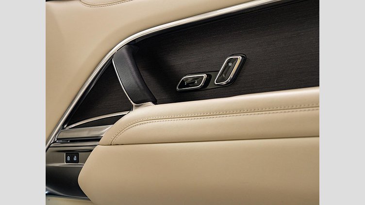 2024 認定中古車 Land Rover Range Rover Hakuba Silver ディーゼル オートバイオグラフィー　スタンダードホイールベース