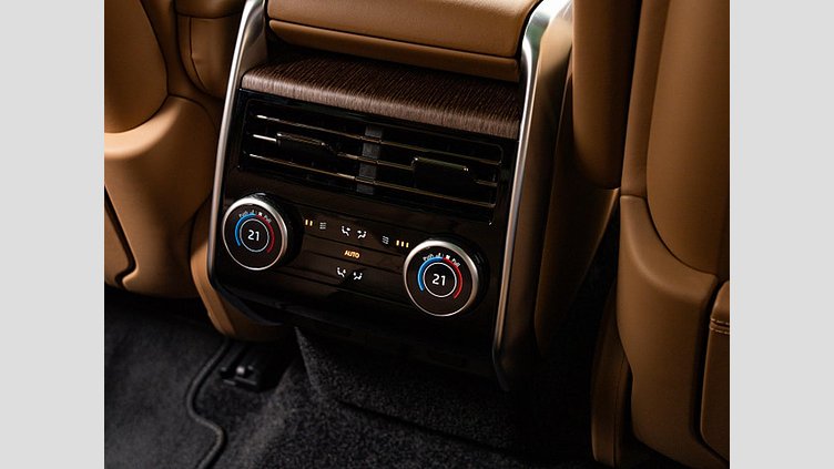 2024 認定中古車 Land Rover Range Rover Otsuni Pearl White プラグインハイブリッド ＨＳＥ　スタンダードホイールベース