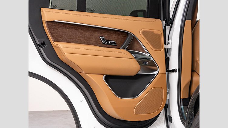 2024 認定中古車 Land Rover Range Rover Otsuni Pearl White プラグインハイブリッド ＨＳＥ　スタンダードホイールベース