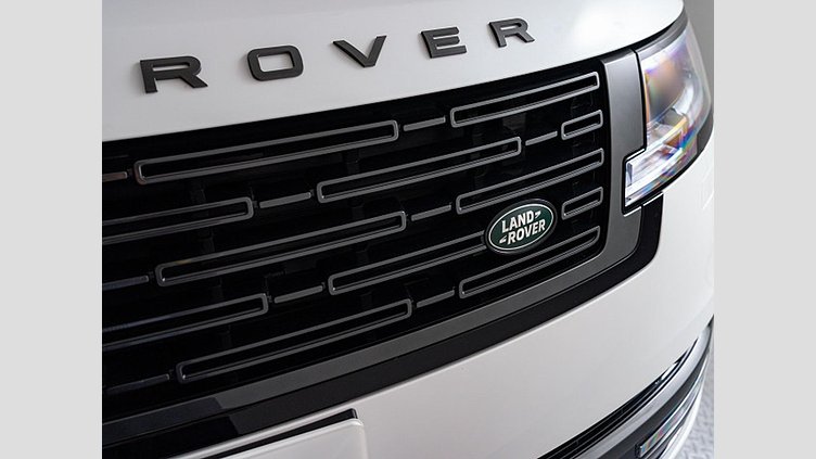 2024 認定中古車 Land Rover Range Rover Otsuni Pearl White プラグインハイブリッド ＨＳＥ　スタンダードホイールベース