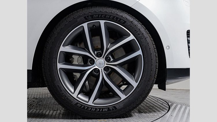 2024 認定中古車 Land Rover Range Rover Otsuni Pearl White プラグインハイブリッド ＨＳＥ　スタンダードホイールベース