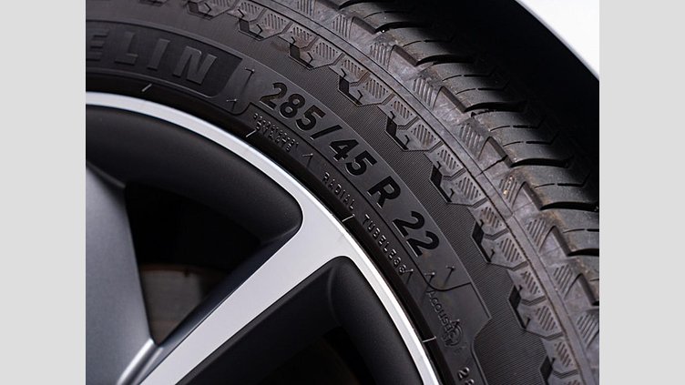 2024 認定中古車 Land Rover Range Rover Otsuni Pearl White プラグインハイブリッド ＨＳＥ　スタンダードホイールベース