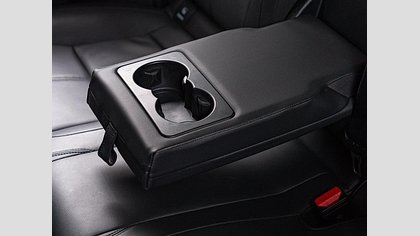 Range Rover Velar 35