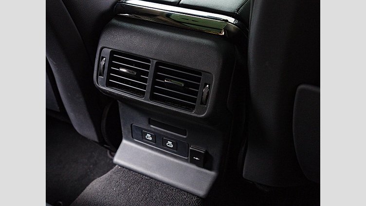 2023 認定中古車 Land Rover Range Rover Velar Varesine Blue ディーゼル Ｓ