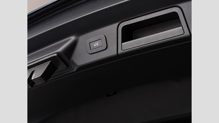 2023 認定中古車 Land Rover Range Rover Velar Varesine Blue ディーゼル Ｓ