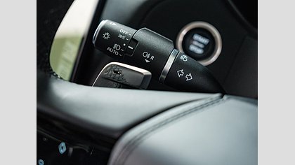 Range Rover Velar 65