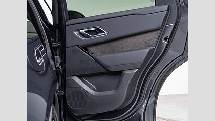 Range Rover Velar 65