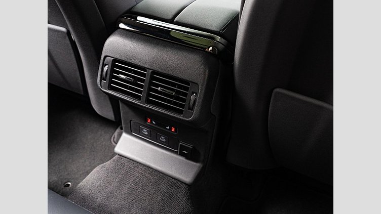 2024 認定中古車 Land Rover Range Rover Velar Carpathian Grey ディーゼル ダイナミックＳＥ　エアサスペンション装着車