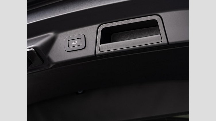 2024 認定中古車 Land Rover Range Rover Velar Carpathian Grey ディーゼル ダイナミックＳＥ　エアサスペンション装着車