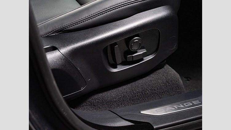 2024 認定中古車 Land Rover Range Rover Velar Carpathian Grey ディーゼル ダイナミックＳＥ　エアサスペンション装着車