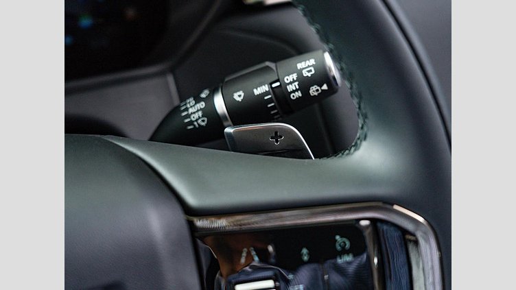 2024 認定中古車 Land Rover Range Rover Velar Varesine Blue プラグインハイブリッド ダイナミックＨＳＥ