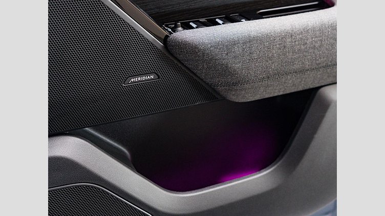 2024 認定中古車 Land Rover Range Rover Velar Varesine Blue プラグインハイブリッド ダイナミックＨＳＥ