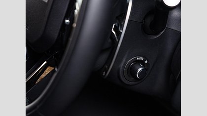 Range Rover Velar 38