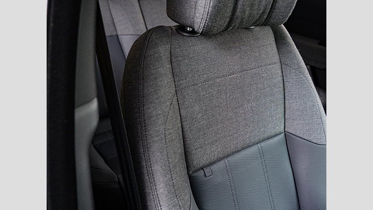 2024 認定中古車 Land Rover Range Rover Velar Varesine Blue プラグインハイブリッド ダイナミックＨＳＥ 