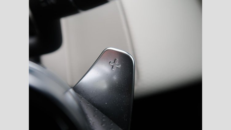 2018 認定中古車 Land Rover Range Rover Velar Corris Grey ガソリン Ｒ ダイナミック Ｓ ２５０ＰＳ