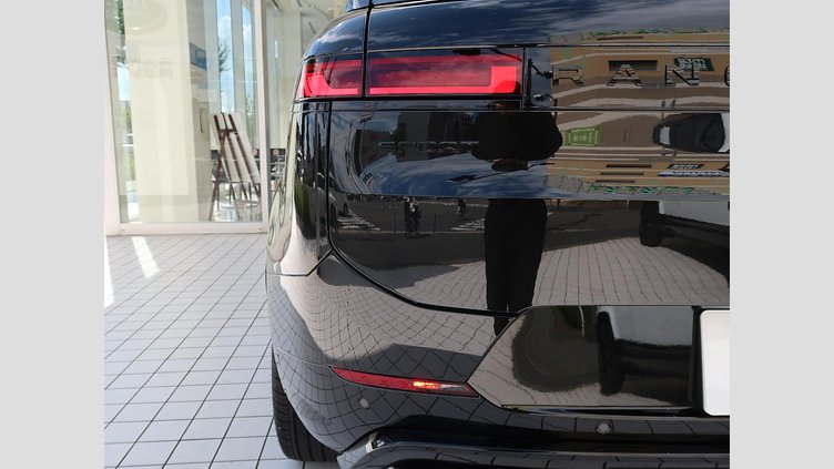 2025 認定中古車 Land Rover Range Rover Sport Santorini Black ディーゼル ダイナミックＳＥ Ｄ３００
