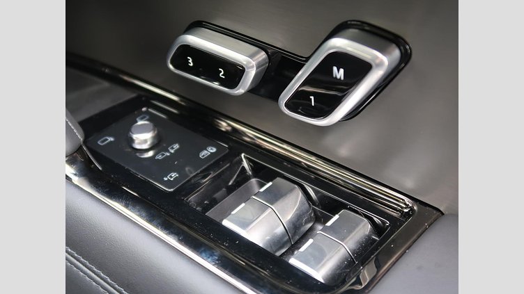 2025 認定中古車 Land Rover Range Rover Sport Santorini Black ディーゼル ダイナミックＳＥ Ｄ３００