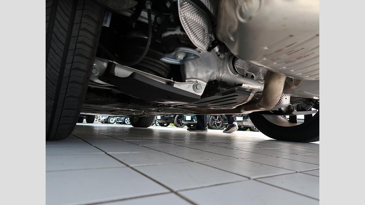 2025 認定中古車 Land Rover Range Rover Sport Santorini Black ディーゼル ダイナミックＳＥ Ｄ３００