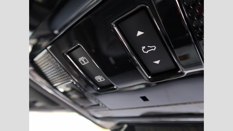 2025 認定中古車 Land Rover Range Rover Sport Santorini Black ディーゼル ダイナミックＳＥ Ｄ３００