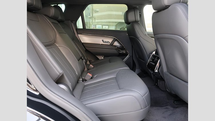 2025 認定中古車 Land Rover Range Rover Sport Santorini Black ディーゼル ダイナミックＳＥ Ｄ３００