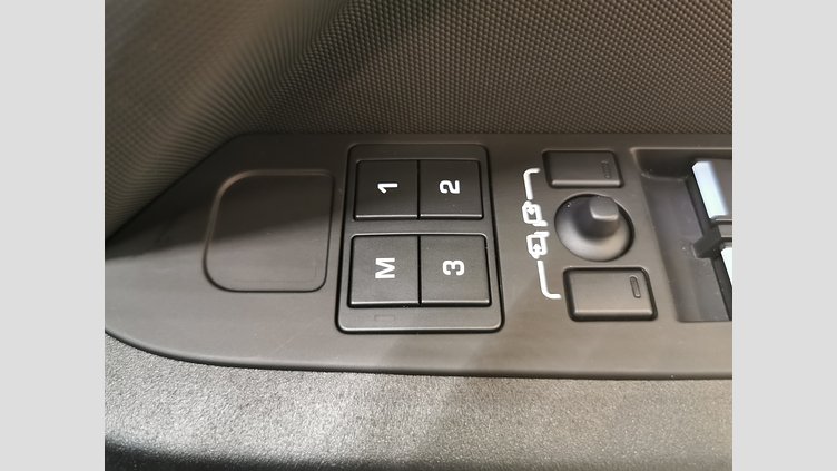 2023 認定中古車 Land Rover Defender 110 Carpathian Grey 5.0L　スーパーチャージャー カルパチアンエディション