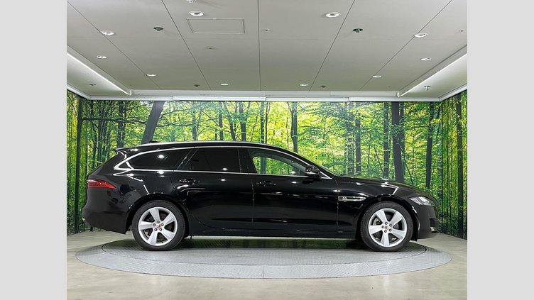 2021 認定中古車 Jaguar XF Narvik Black 2WD スポーツブレイク　プレステージ