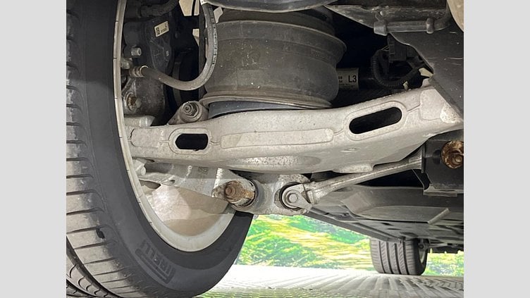 2021 認定中古車 Jaguar XF Narvik Black 2WD スポーツブレイク　プレステージ