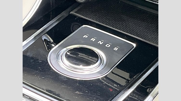 2021 認定中古車 Jaguar XF Narvik Black 2WD スポーツブレイク　プレステージ