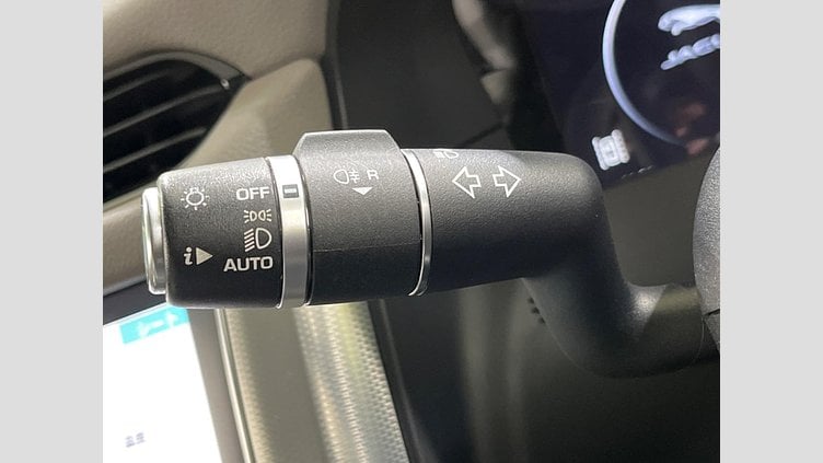 2021 認定中古車 Jaguar XF Narvik Black 2WD スポーツブレイク　プレステージ