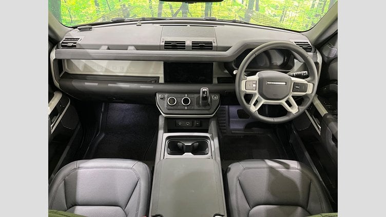 2024 認定中古車 Land Rover Defender 110 Santorini Black P300　PT204 SE