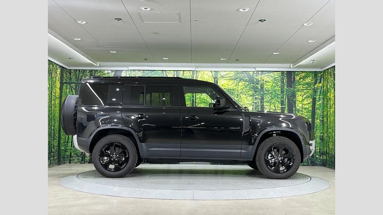 2024 認定中古車 Land Rover Defender 110 Santorini Black P300　PT204 SE