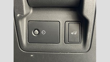 Range Rover Velar 17