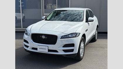 F-Pace 10