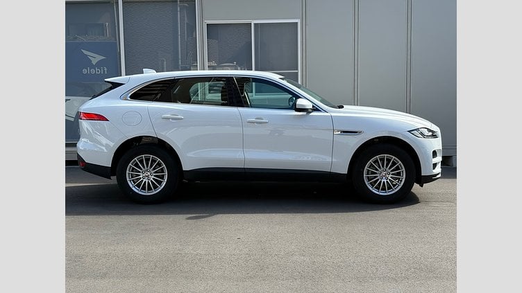 2019 認定中古車 Jaguar F-Pace Fuji White D180 プレステージ