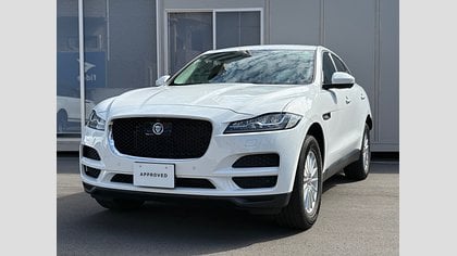 F-Pace 9