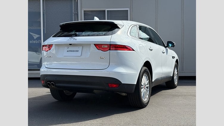 2019 認定中古車 Jaguar F-Pace Fuji White D180 プレステージ