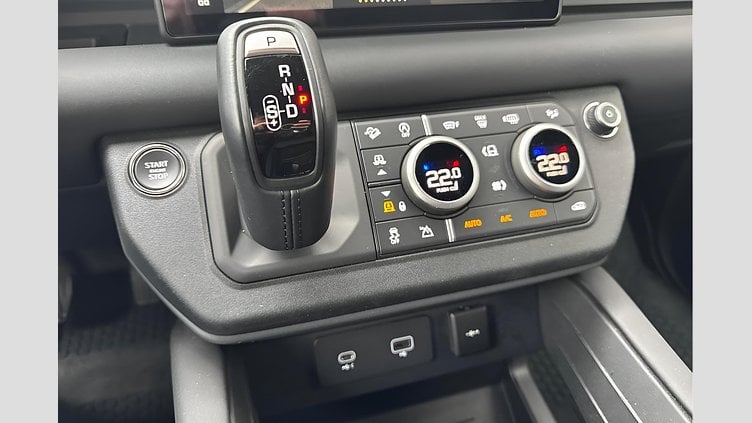 2024 Approved Land Rover Defender 110 Carpatian Grey D250 Hard Top X-Dynamic SE D250 Hard Top X-Dynamic SE