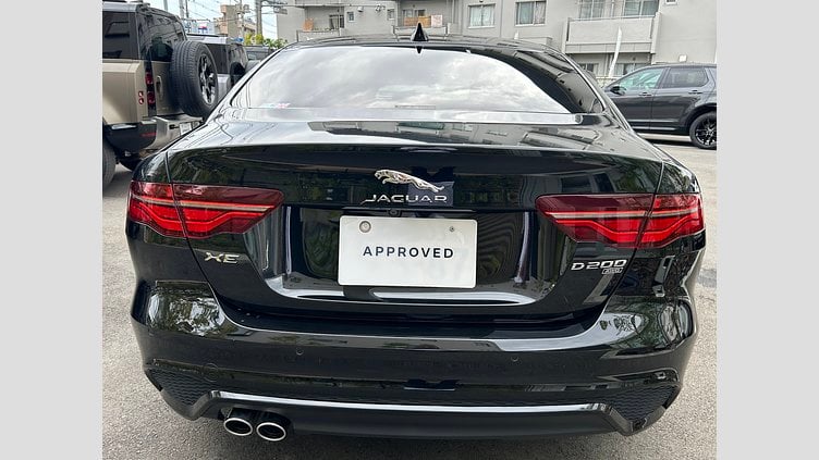 2021 認定中古車 Jaguar XE Santorini Black 2.0L 180D DynamicS