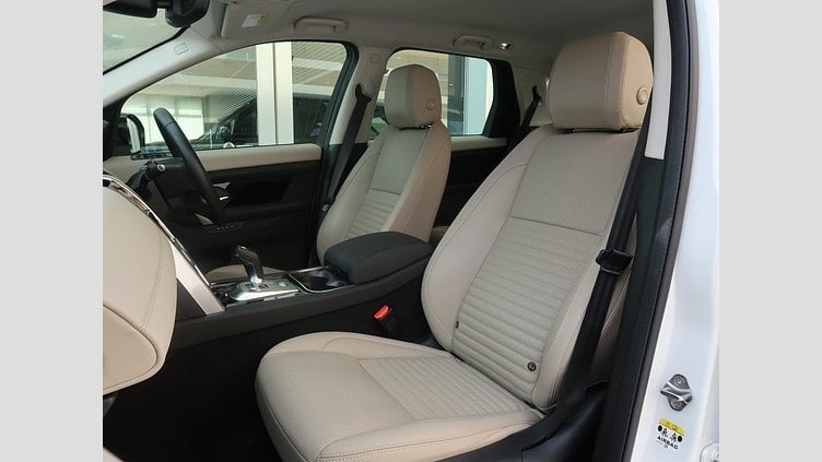 2022 認定中古車 Land Rover Discovery Sport Fuji White ディーゼル ＳＥ Ｄ２００