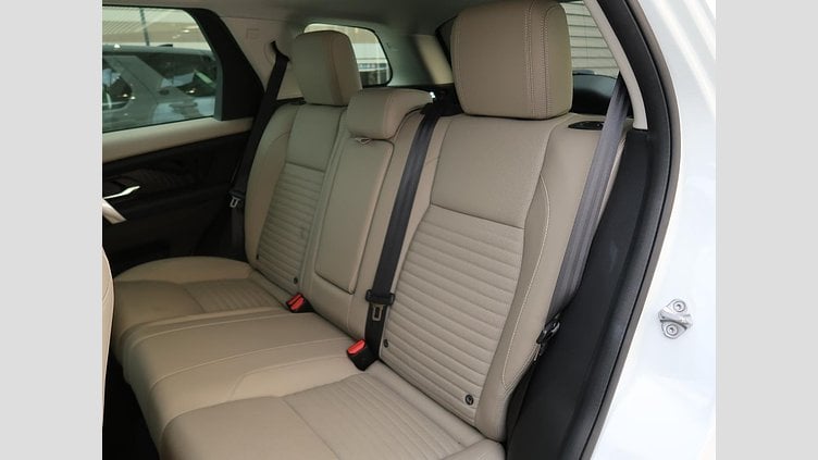 2022 認定中古車 Land Rover Discovery Sport Fuji White ディーゼル ＳＥ Ｄ２００