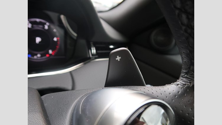 2020 認定中古車 Land Rover Range Rover Evoque Yulong White ディーゼル Ｒ－ダイナミック Ｓ